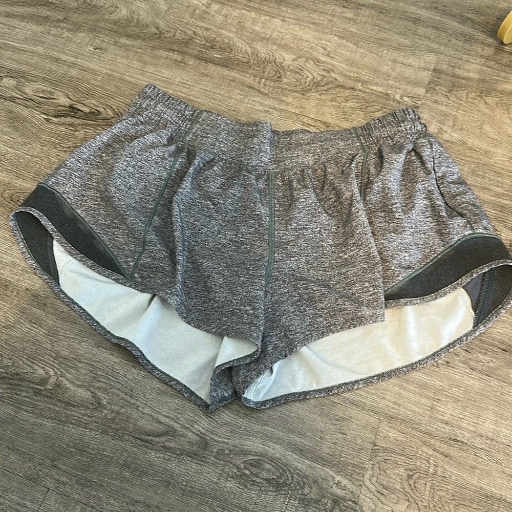 Lululemon size 10 shorts